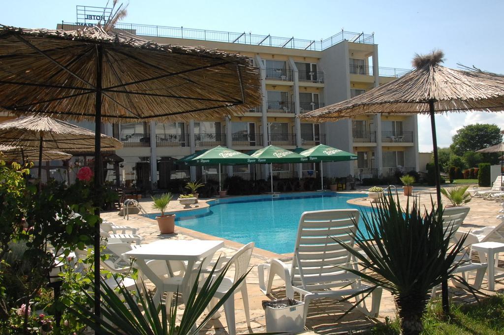 Park Hotel Argo Obzor Ngoại thất bức ảnh